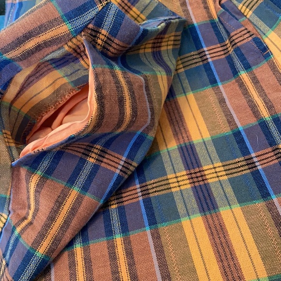 Urban Outfitters Plaid Skirt with pockets! - Picture 3 of 4